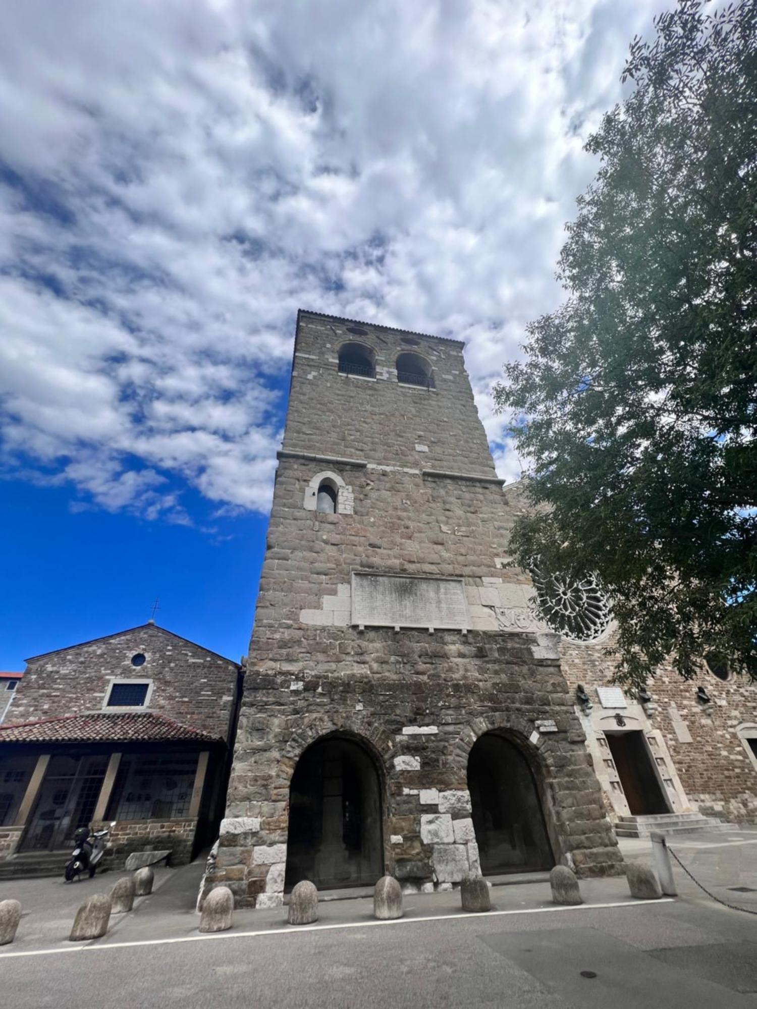 Appartamento Al Castello Trieste Exterior photo